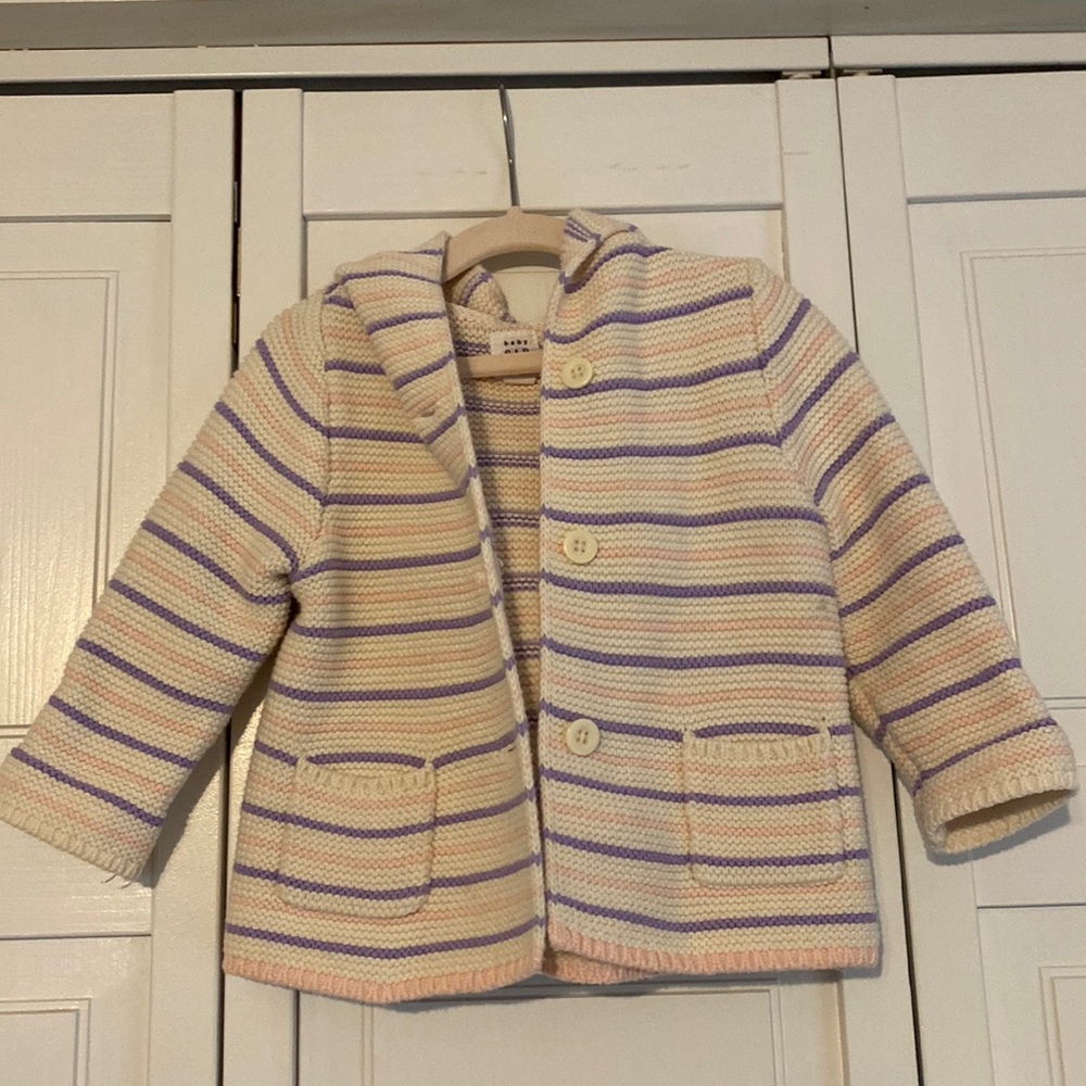 Baby gap sweater with hood